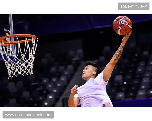 【赛场新星崩溃瞬间】UFC新秀手抖到拿不稳手套的背后故事 【赛场新星崩溃瞬间】UFC新秀手抖到拿不稳手套的背后故事